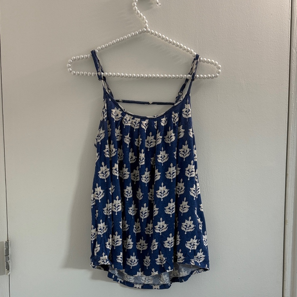 Lucky Brand Navy and White Leaf Print Camisole